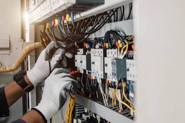 Best Circuit Breaker Repair  in Freeport, IL